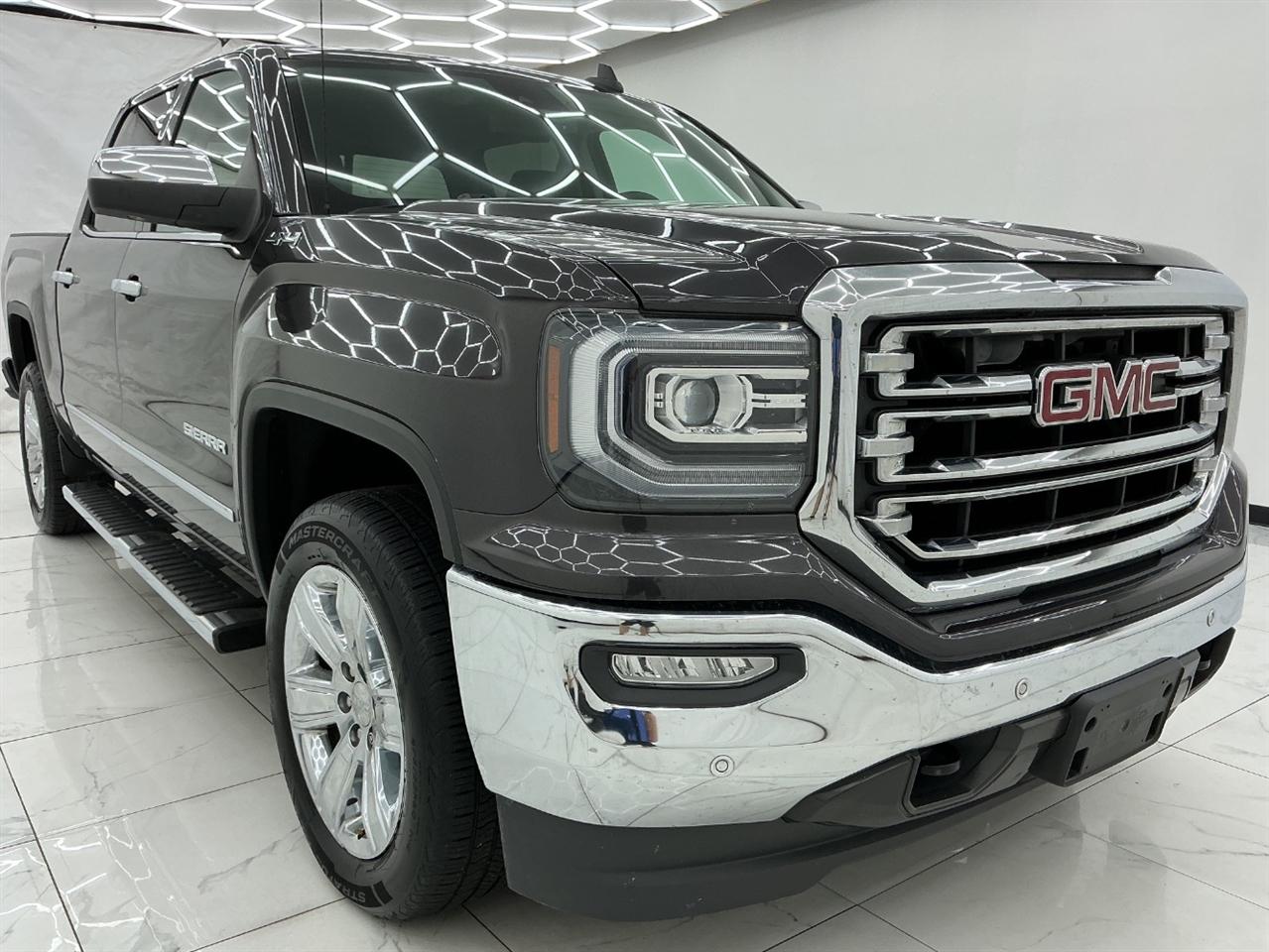 GMC Sierra 1500 4WD Crew Cab 143.5" SLT 2016