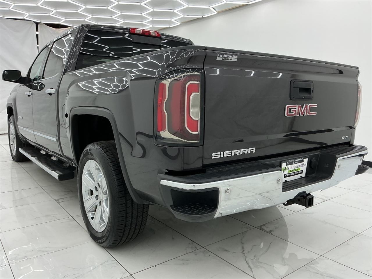 GMC Sierra 1500 4WD Crew Cab 143.5" SLT 2016