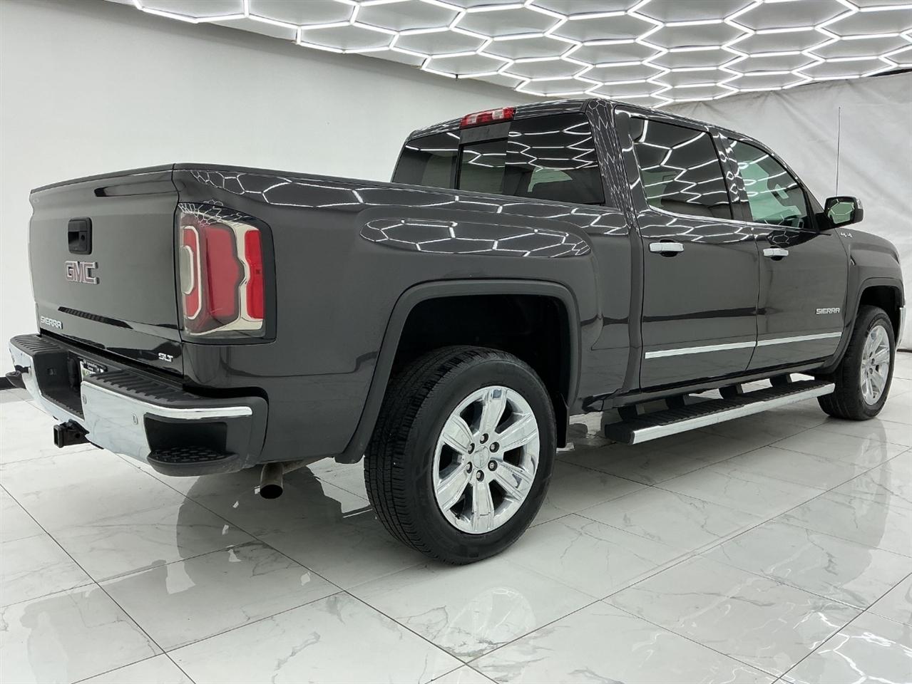 GMC Sierra 1500 4WD Crew Cab 143.5" SLT 2016
