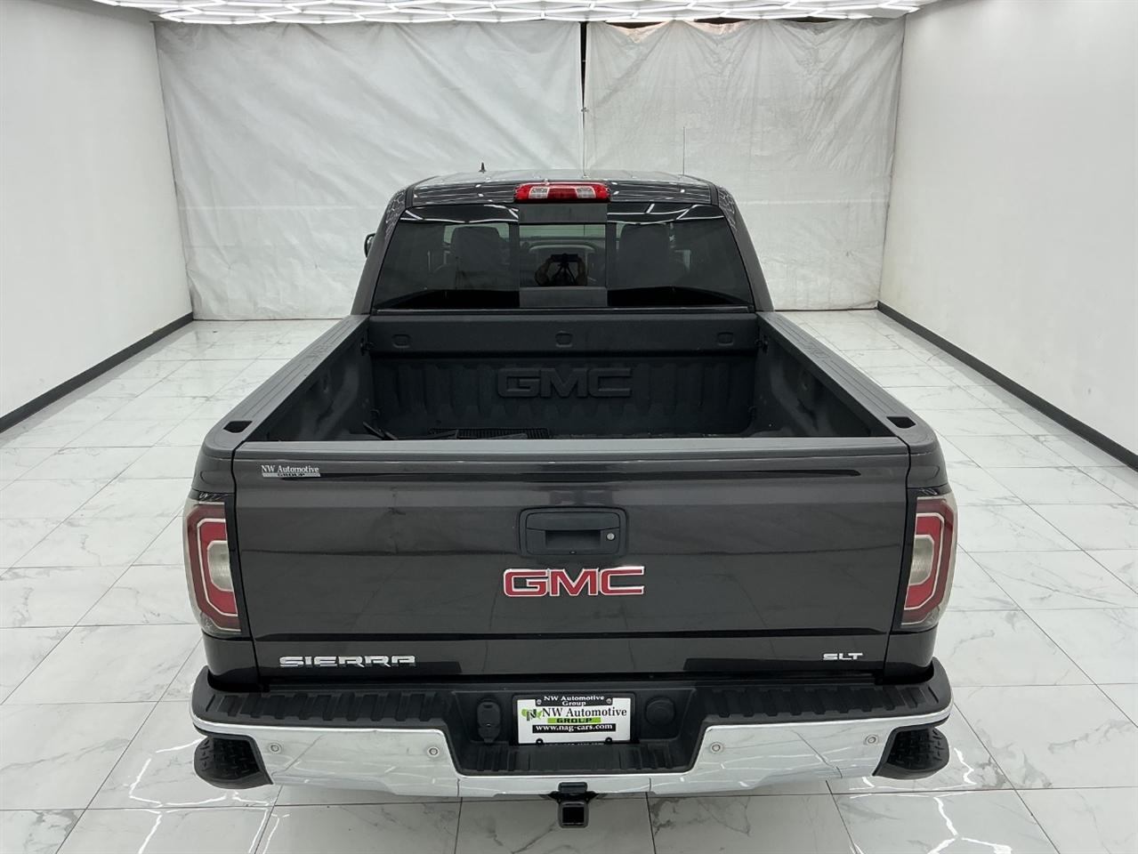 GMC Sierra 1500 4WD Crew Cab 143.5" SLT 2016