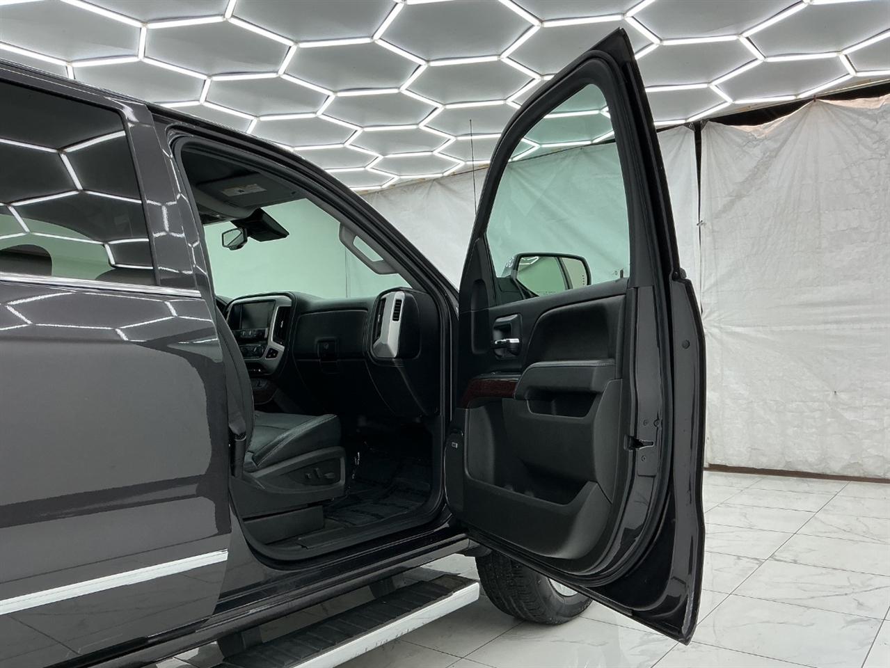 GMC Sierra 1500 4WD Crew Cab 143.5" SLT 2016
