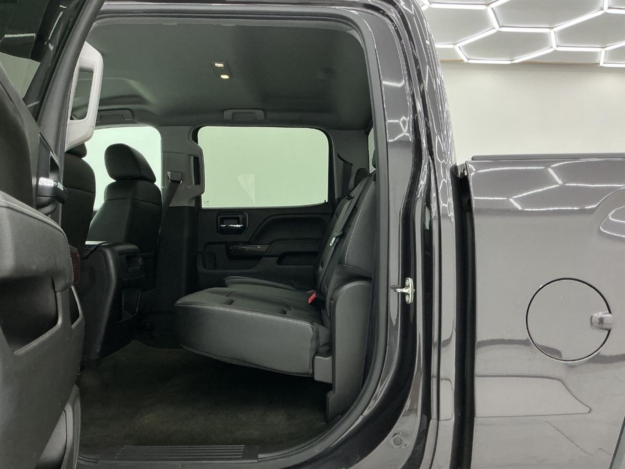 GMC Sierra 1500 4WD Crew Cab 143.5" SLT 2016