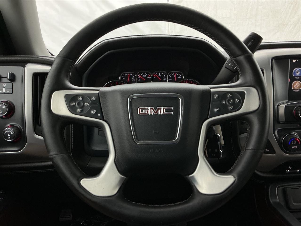 GMC Sierra 1500 4WD Crew Cab 143.5" SLT 2016