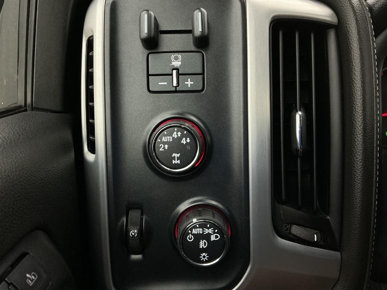 GMC Sierra 1500 4WD Crew Cab 143.5" SLT 2016