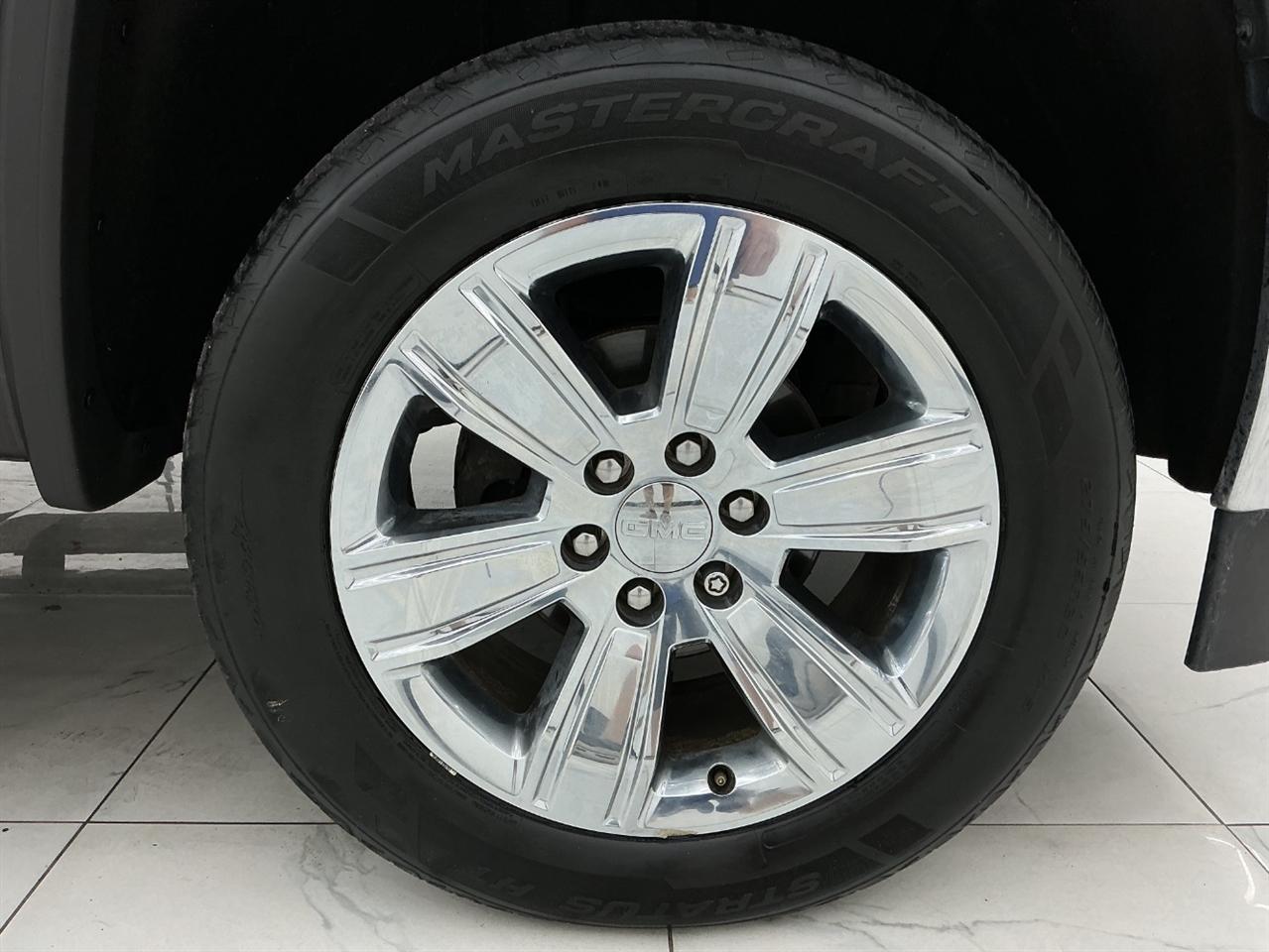 GMC Sierra 1500 4WD Crew Cab 143.5" SLT 2016