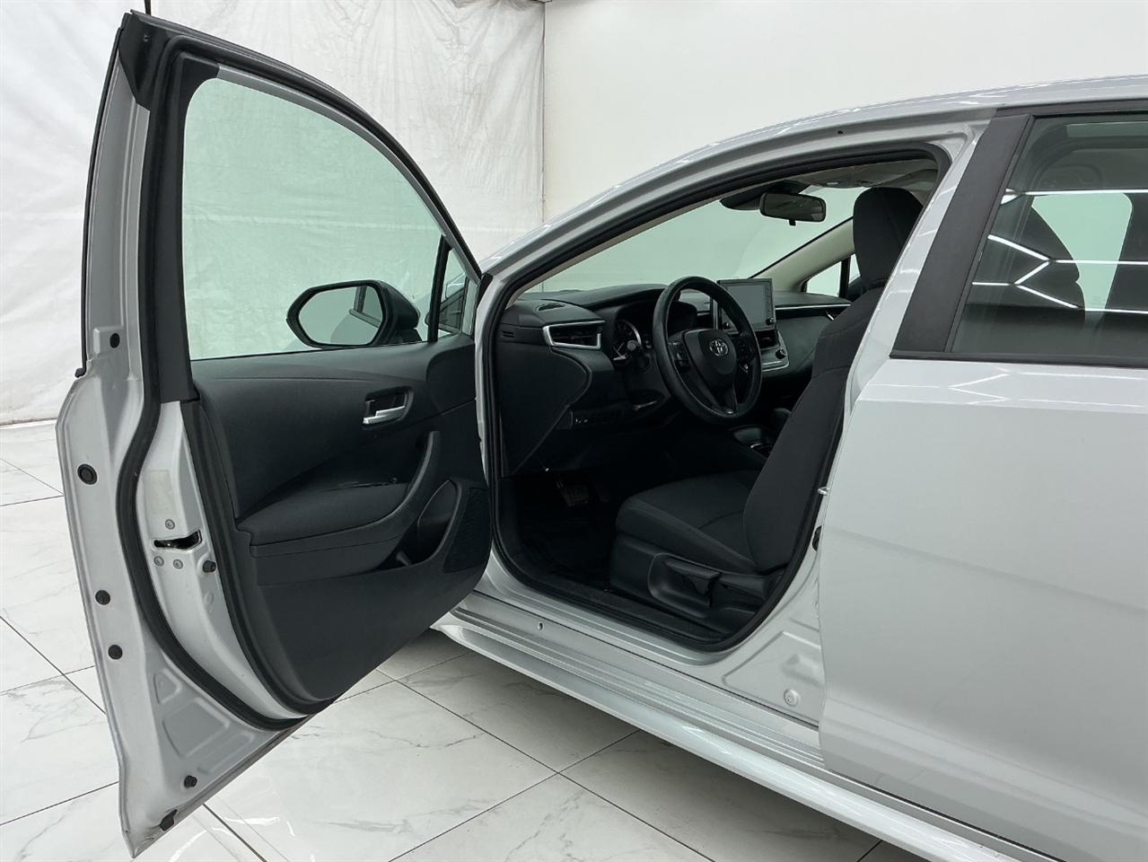 Toyota Corolla LE CVT (Natl) 2021