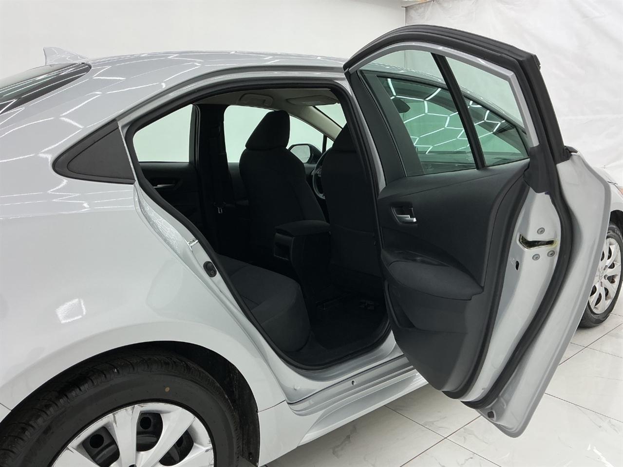 Toyota Corolla LE CVT (Natl) 2021