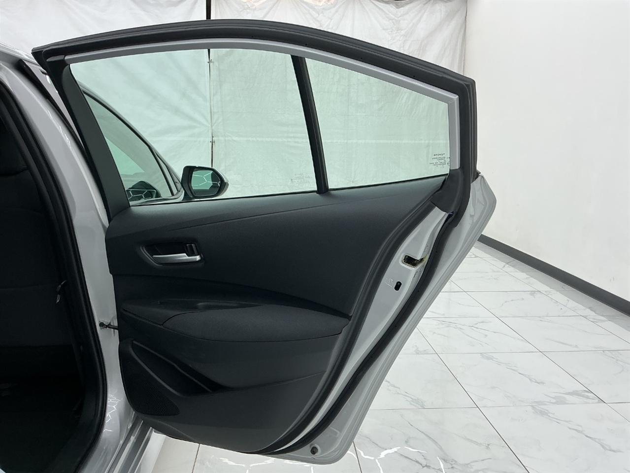 Toyota Corolla LE CVT (Natl) 2021