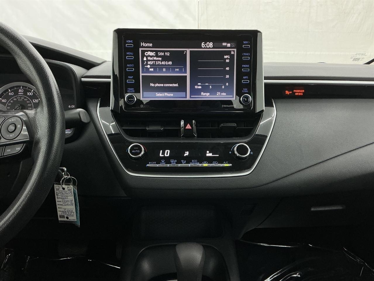 Toyota Corolla LE CVT (Natl) 2021