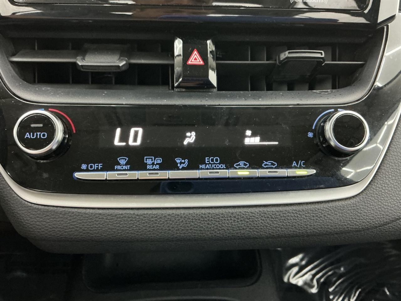 Toyota Corolla LE CVT (Natl) 2021