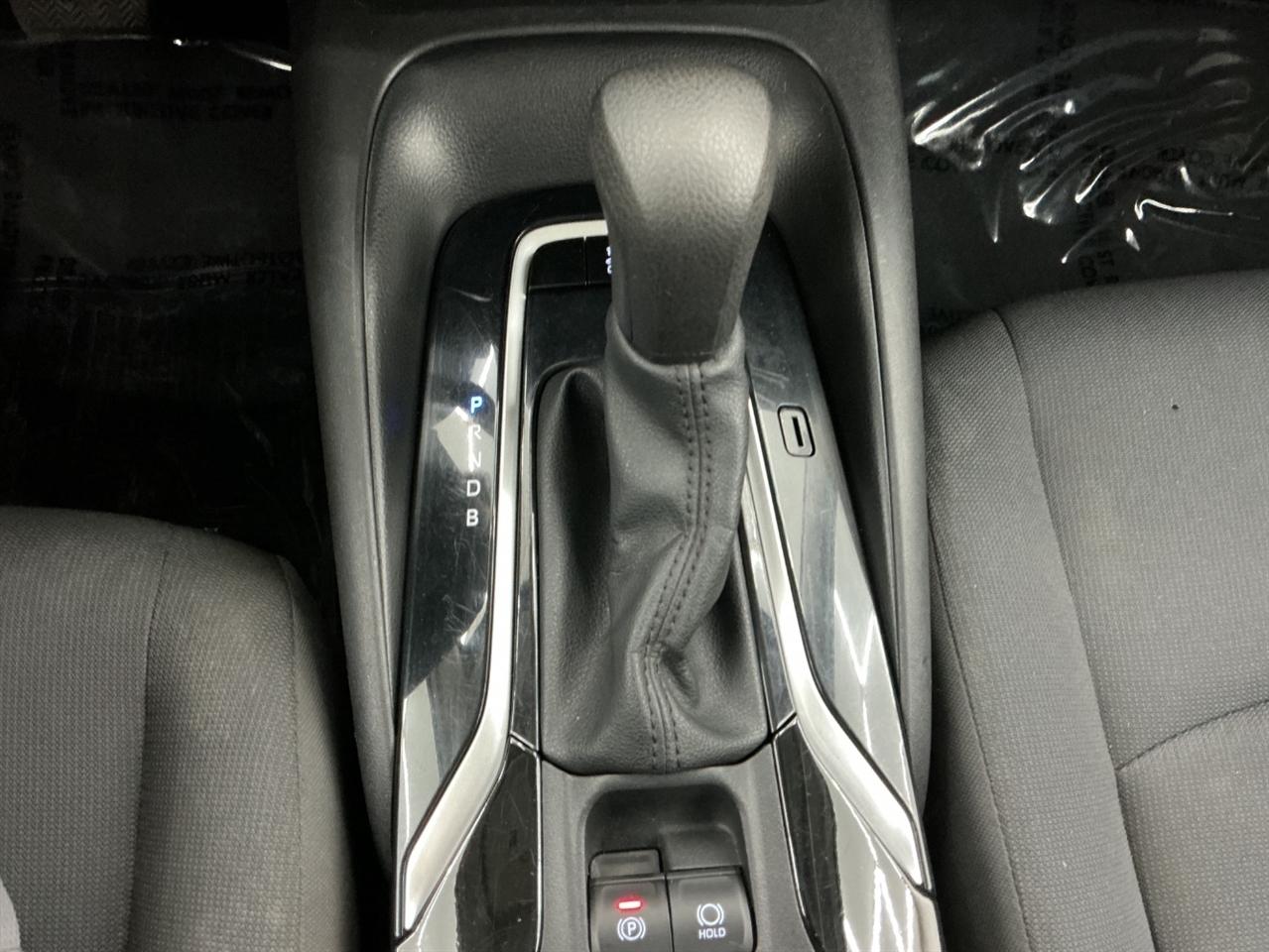 Toyota Corolla LE CVT (Natl) 2021
