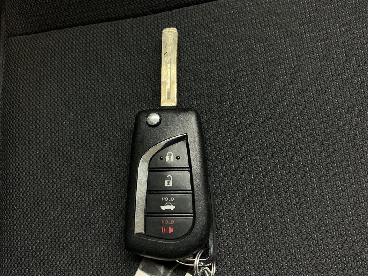 Toyota Corolla LE CVT (Natl) 2021