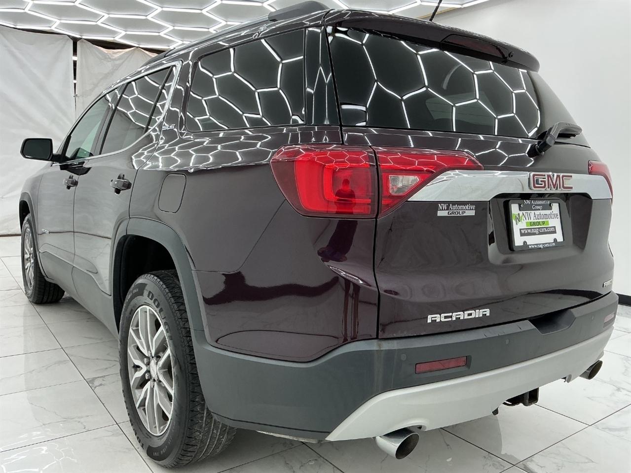 GMC Acadia AWD 4dr SLE w/SLE-2 2018