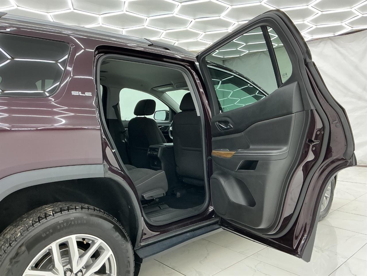 GMC Acadia AWD 4dr SLE w/SLE-2 2018