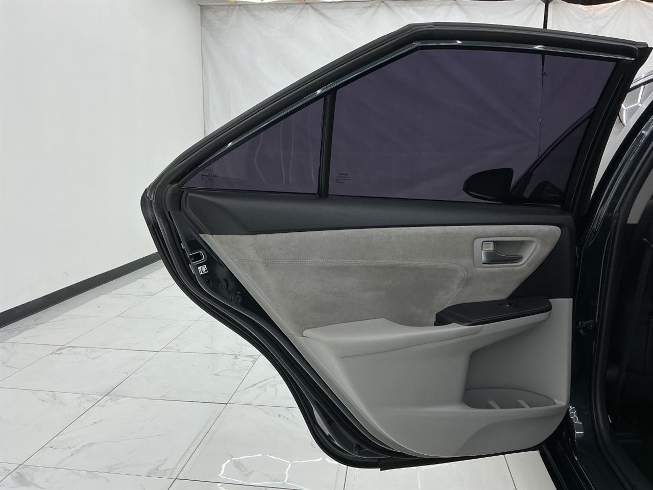 Toyota Camry 4dr Sdn I4 Auto XLE (Natl) 2015