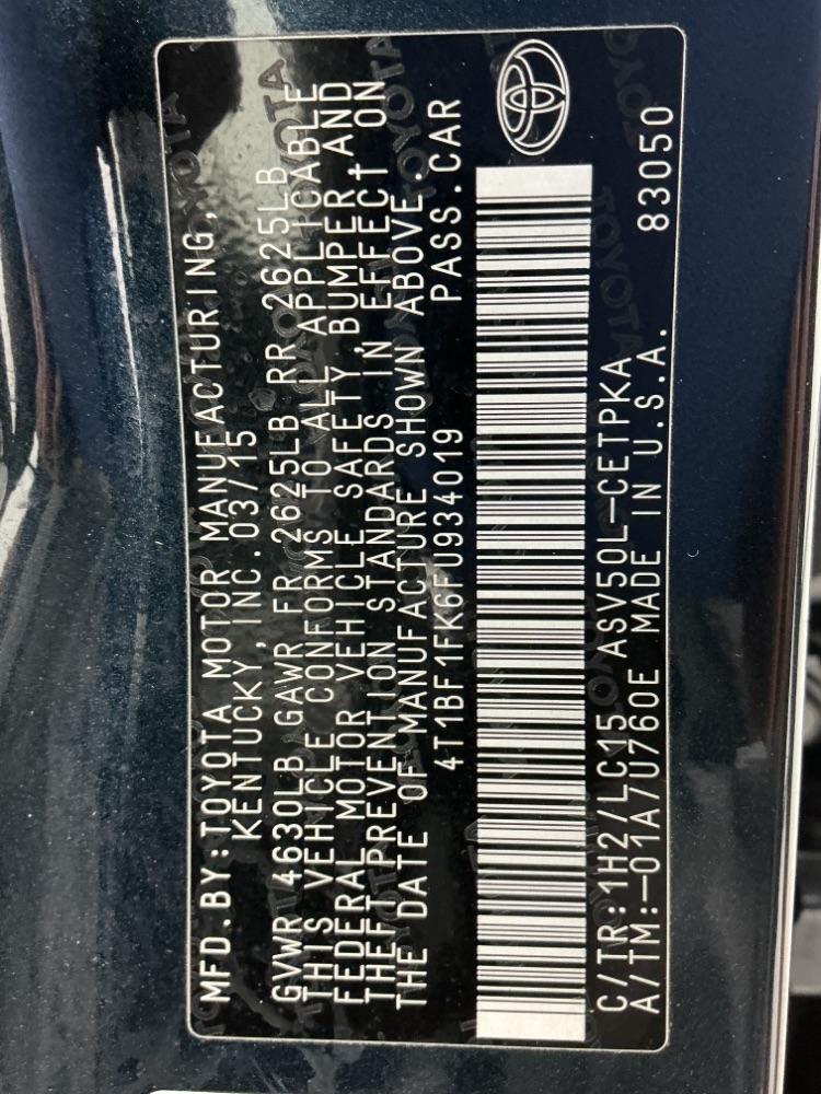 Toyota Camry 4dr Sdn I4 Auto XLE (Natl) 2015