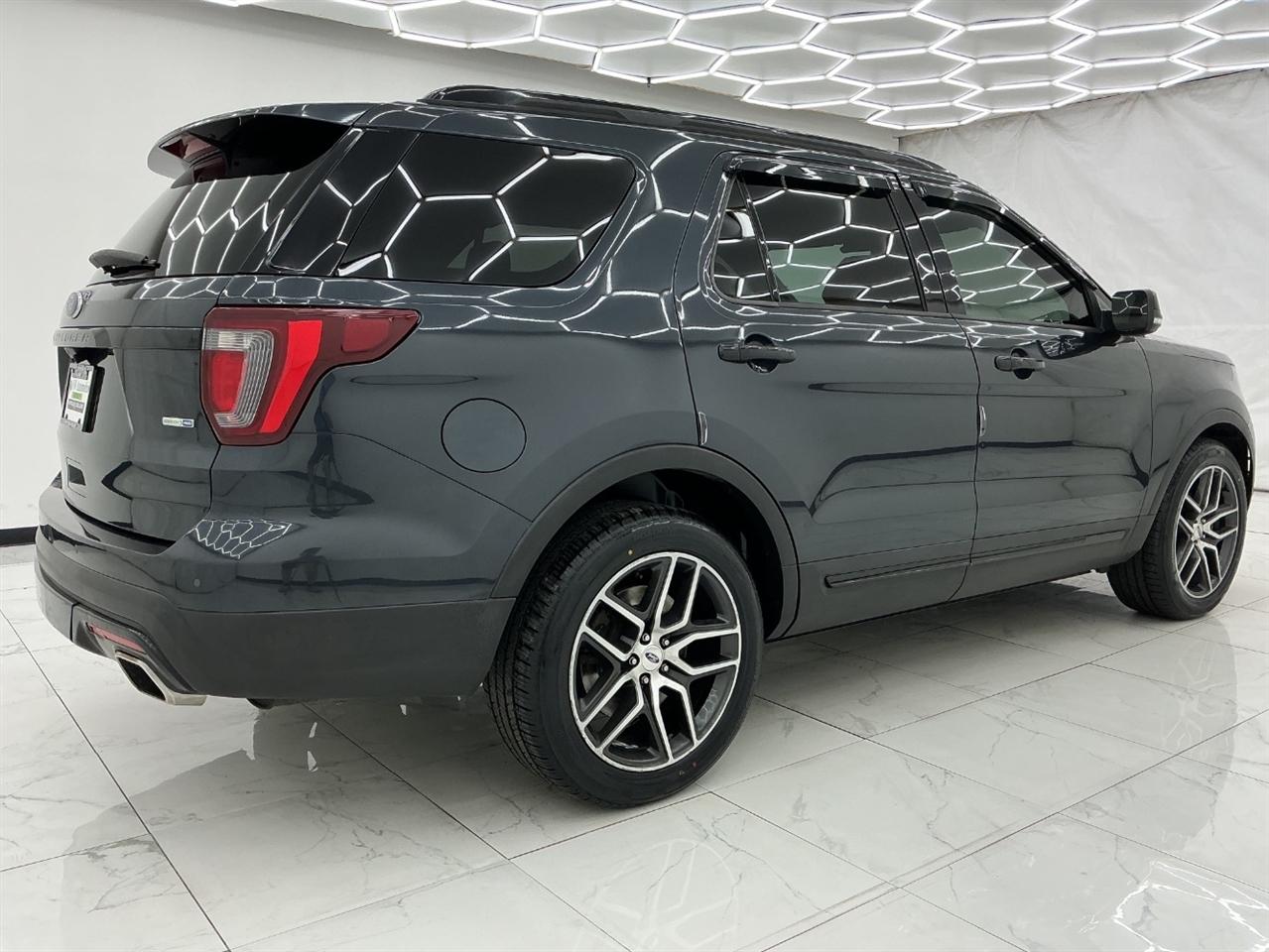 Ford Explorer Sport 4WD 2017
