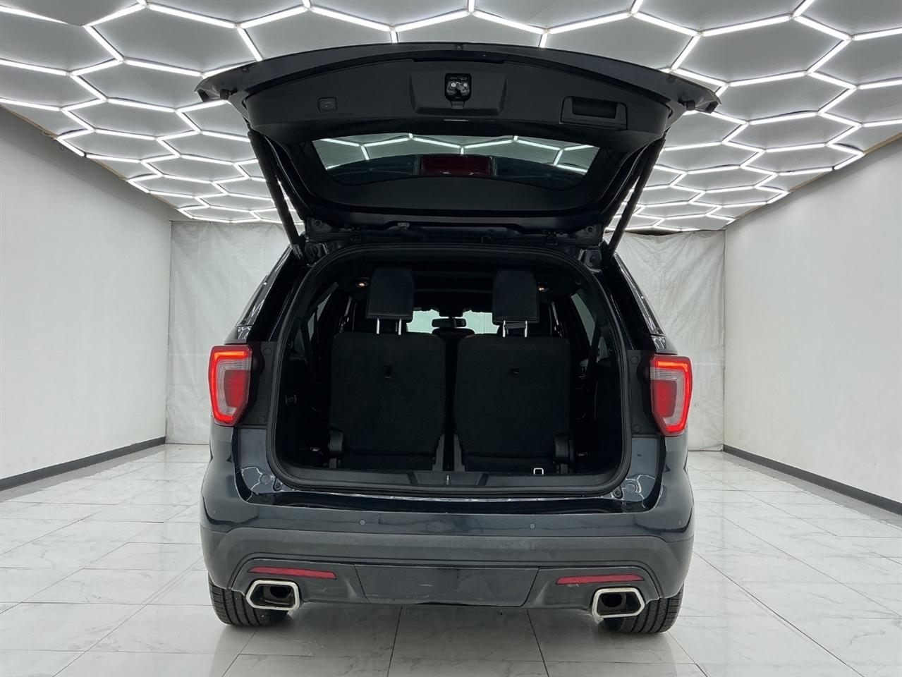 Ford Explorer Sport 4WD 2017