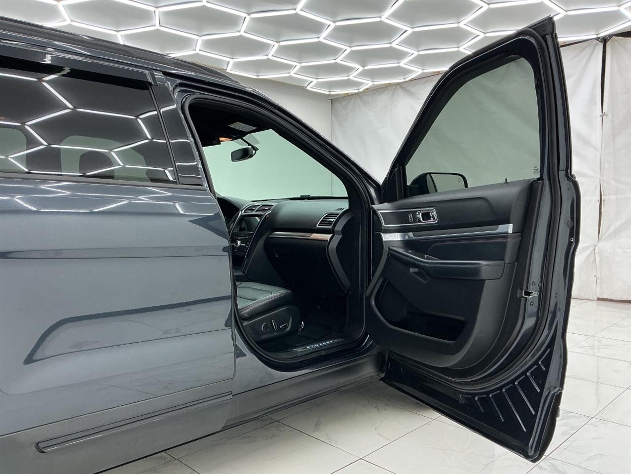 Ford Explorer Sport 4WD 2017