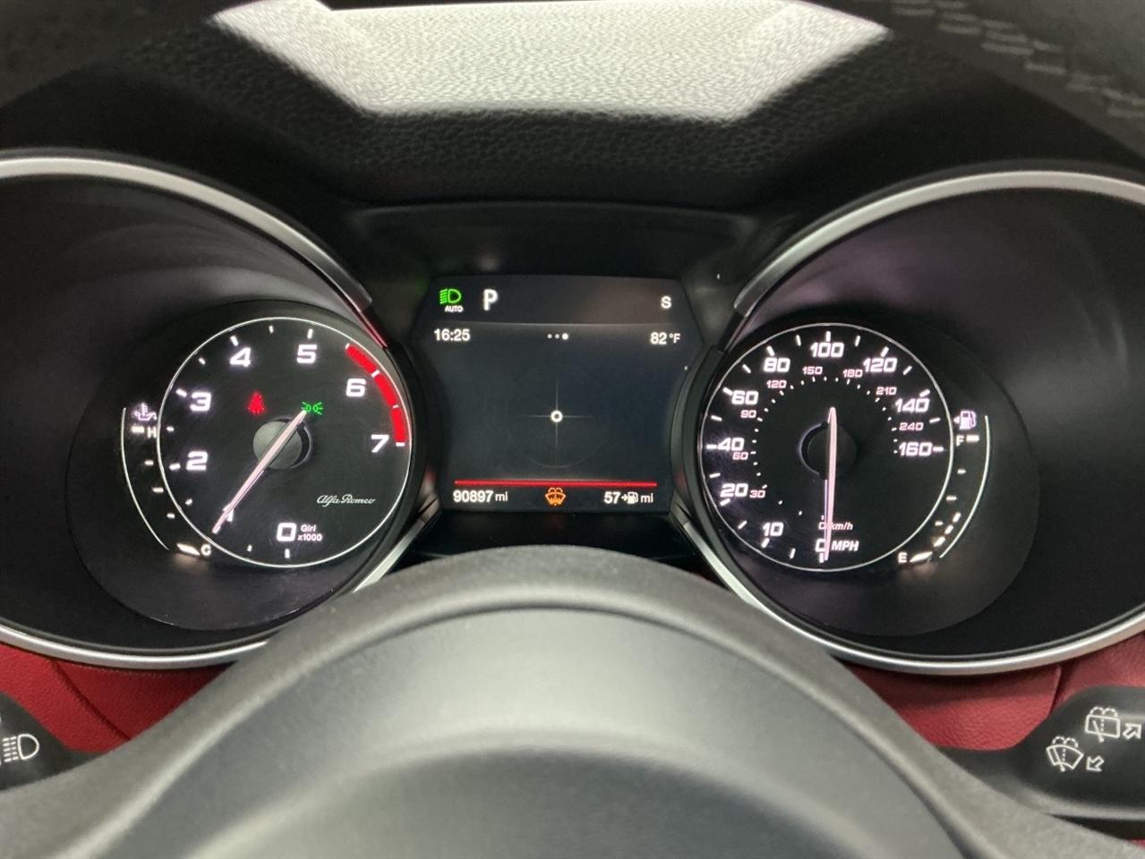 Alfa Romeo Stelvio AWD 2018