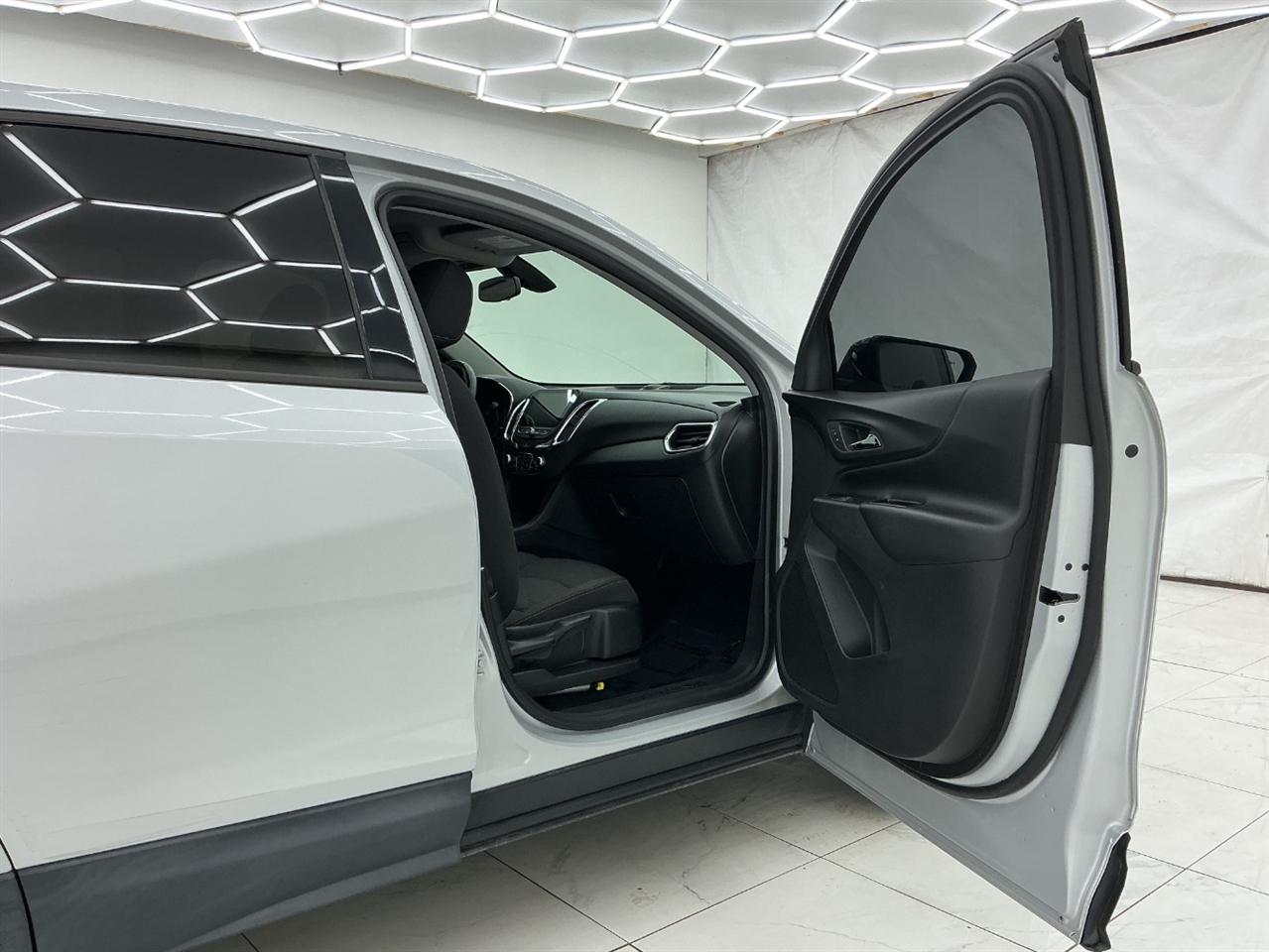 Chevrolet Equinox FWD 4dr LT w/2LT 2019