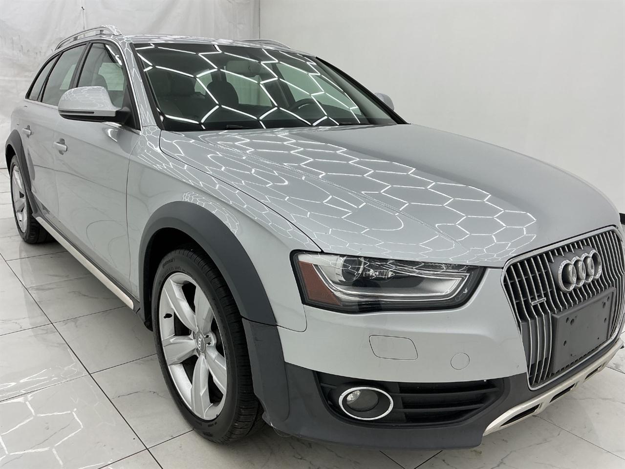 Audi allroad 4dr Wgn Prestige 2014