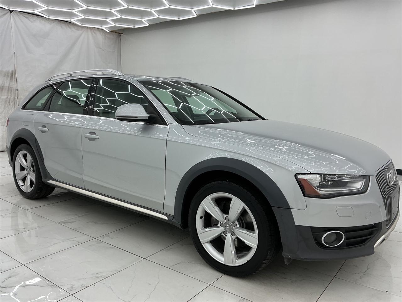Audi allroad 4dr Wgn Prestige 2014