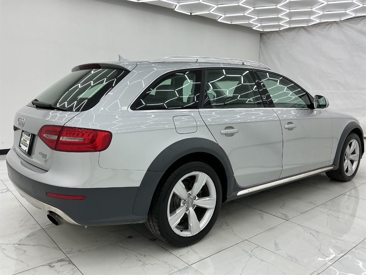 Audi allroad 4dr Wgn Prestige 2014