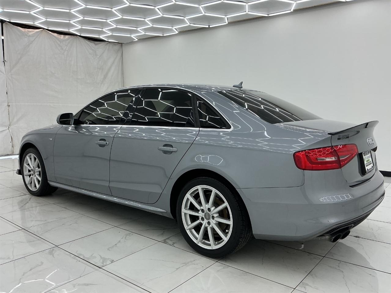 Audi A4 4dr Sdn Auto quattro 2.0T Premium Plus 2015