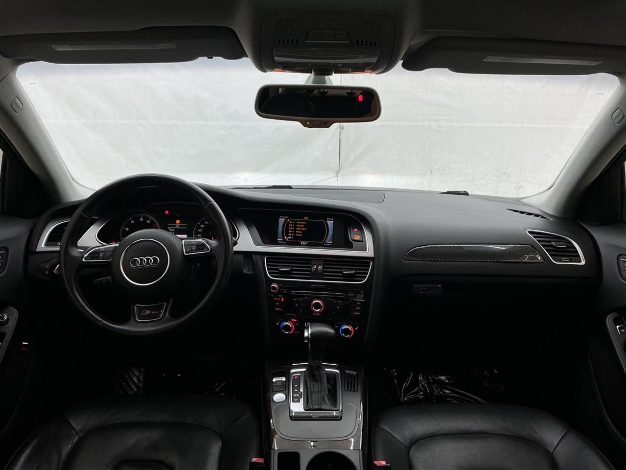 Audi A4 4dr Sdn Auto quattro 2.0T Premium Plus 2015