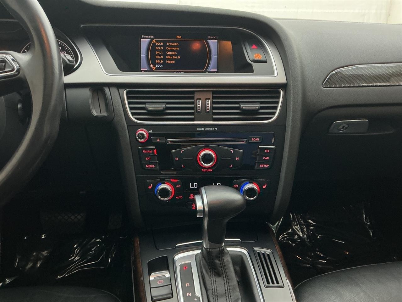 Audi A4 4dr Sdn Auto quattro 2.0T Premium Plus 2015