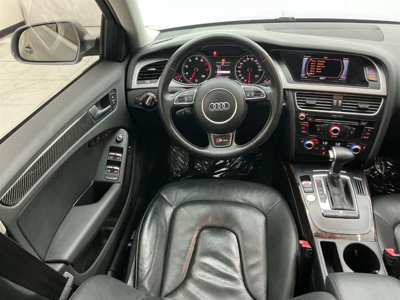 Audi A4 4dr Sdn Auto quattro 2.0T Premium Plus 2015