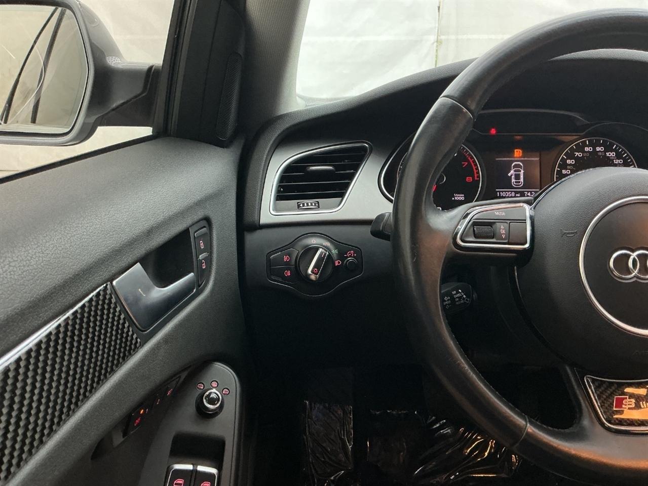 Audi A4 4dr Sdn Auto quattro 2.0T Premium Plus 2015