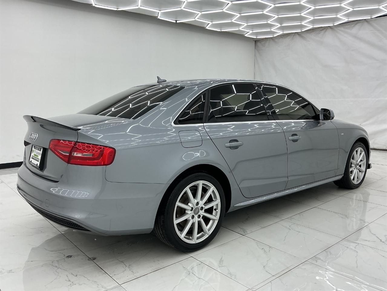 Audi A4 4dr Sdn Auto quattro 2.0T Premium Plus 2015