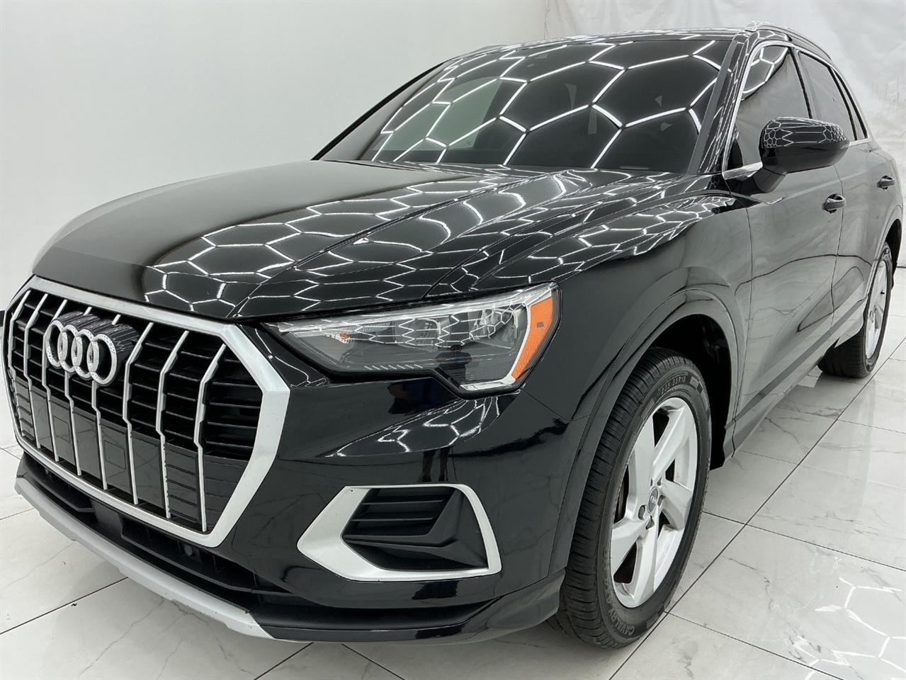2020 Audi Q3 Premium 45 TFSI quattro