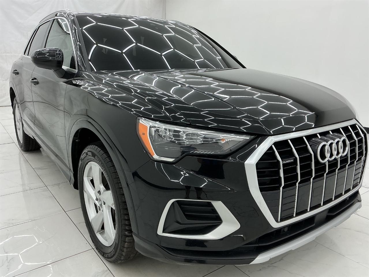 Audi Q3 Premium 45 TFSI quattro 2020