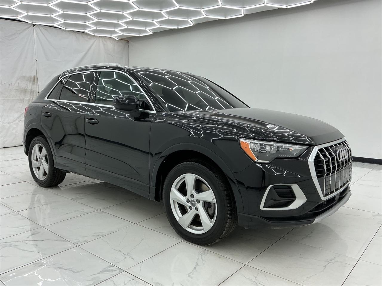 Audi Q3 Premium 45 TFSI quattro 2020