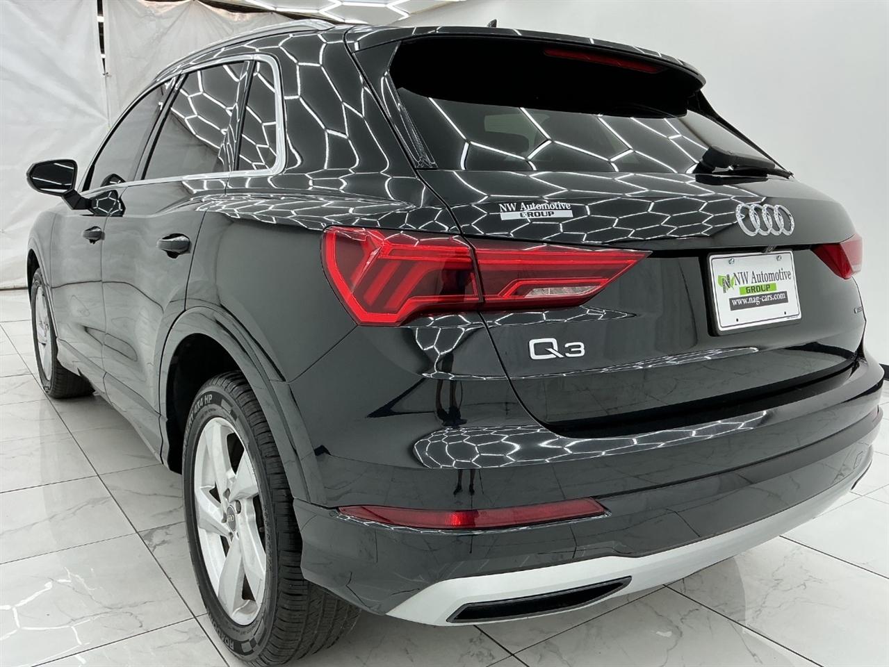 Audi Q3 Premium 45 TFSI quattro 2020