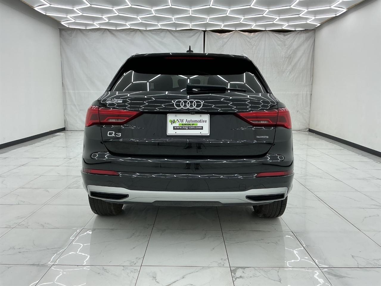 Audi Q3 Premium 45 TFSI quattro 2020