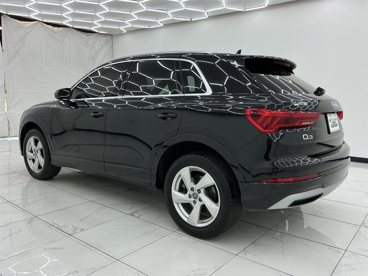 Audi Q3 Premium 45 TFSI quattro 2020