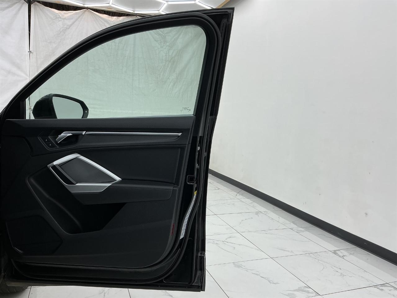 Audi Q3 Premium 45 TFSI quattro 2020