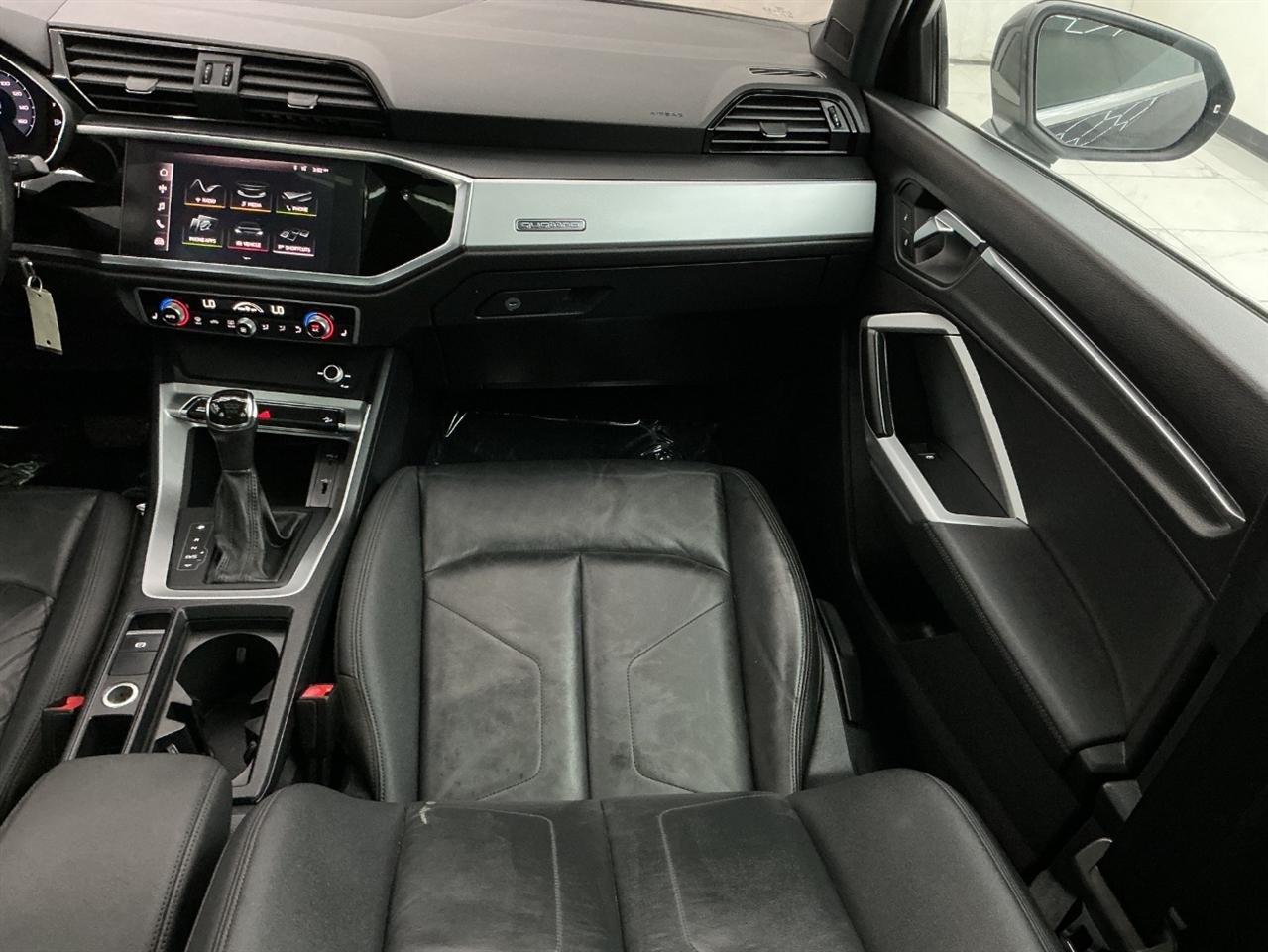 Audi Q3 Premium 45 TFSI quattro 2020