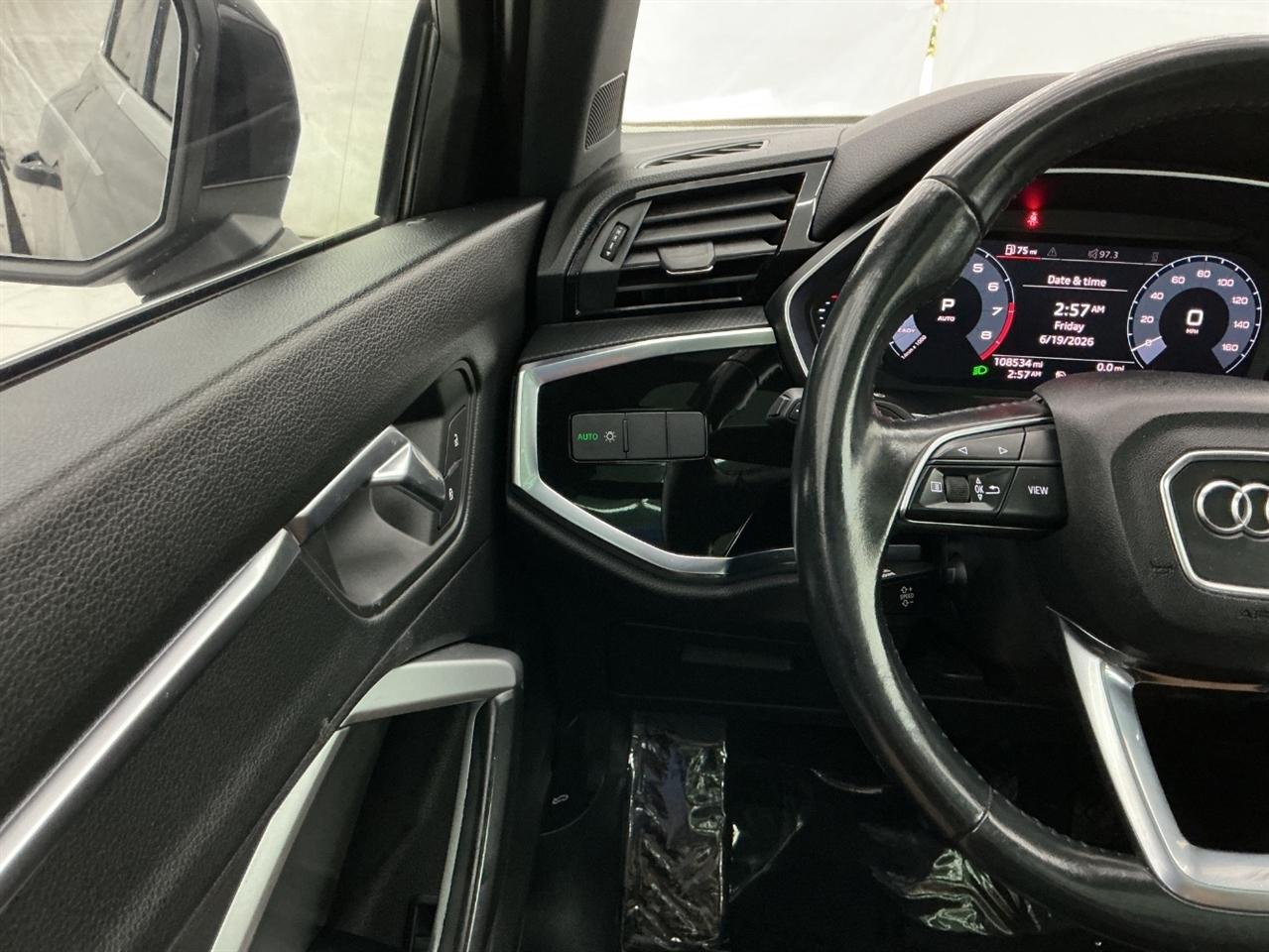 Audi Q3 Premium 45 TFSI quattro 2020
