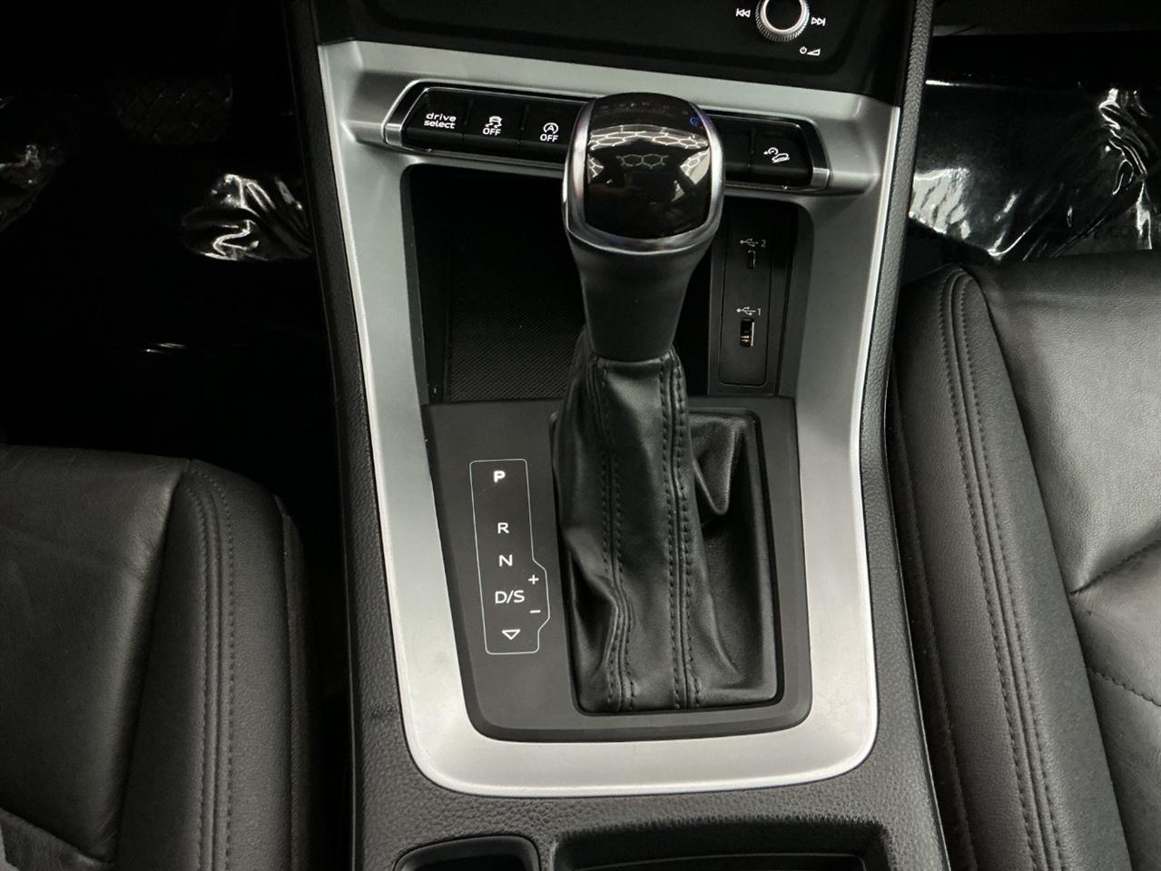 Audi Q3 Premium 45 TFSI quattro 2020