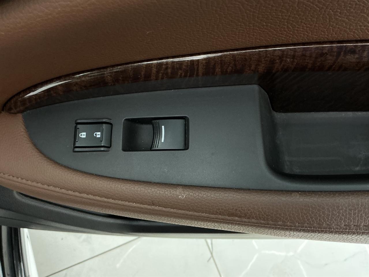 Acura MDX SH-AWD Sport Hybrid w/Technology Pkg 2017