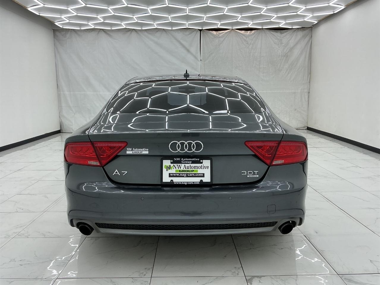 Audi A7 4dr HB quattro 3.0 Prestige 2013