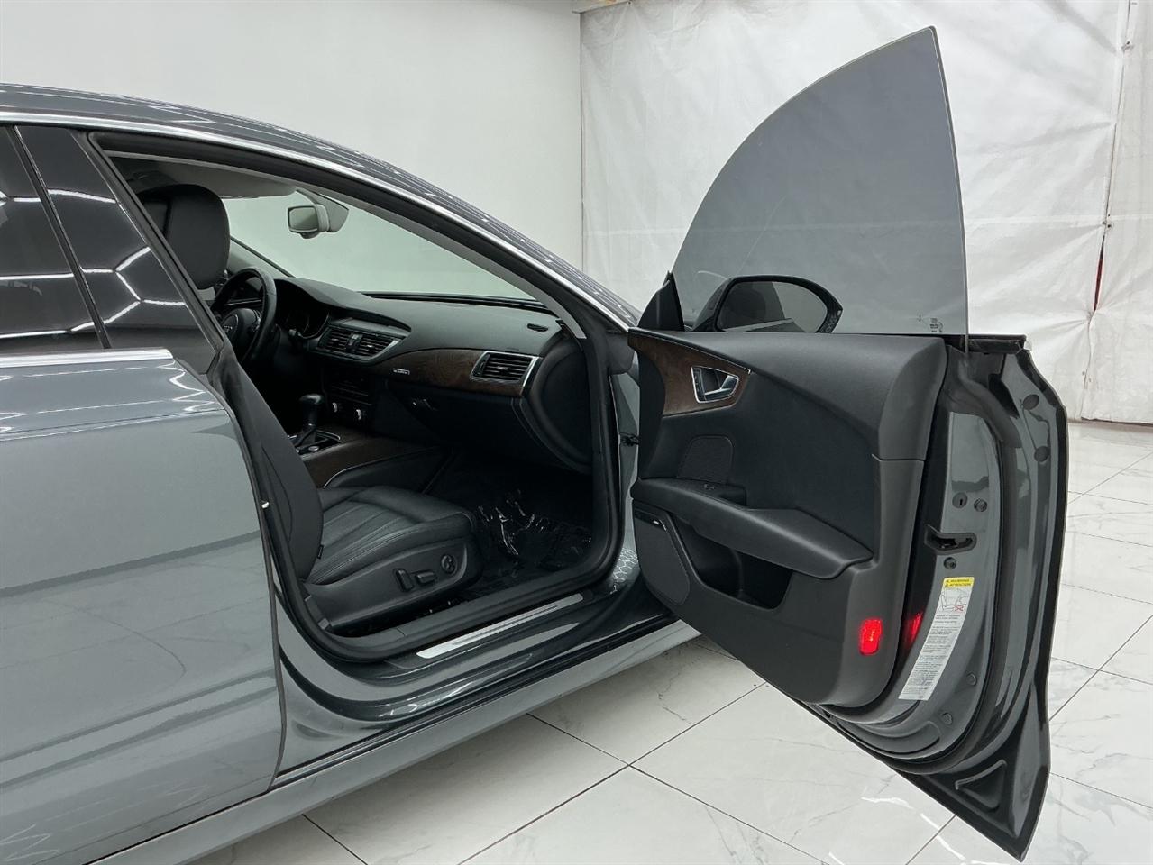 Audi A7 4dr HB quattro 3.0 Prestige 2013