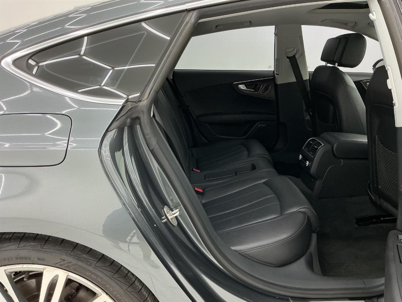 Audi A7 4dr HB quattro 3.0 Prestige 2013