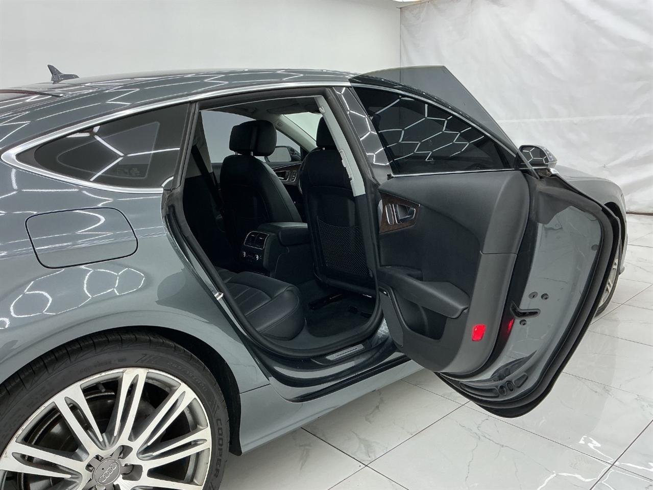 Audi A7 4dr HB quattro 3.0 Prestige 2013