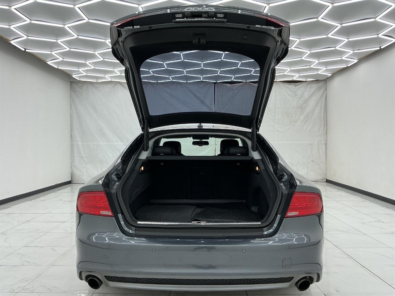 Audi A7 4dr HB quattro 3.0 Prestige 2013